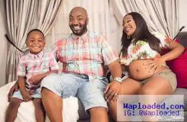 Pregnant Nigerian Woman Bares her Baby Bump for Shoot with Husband & Son